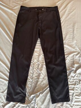 Tommy Bahama performance 35x32